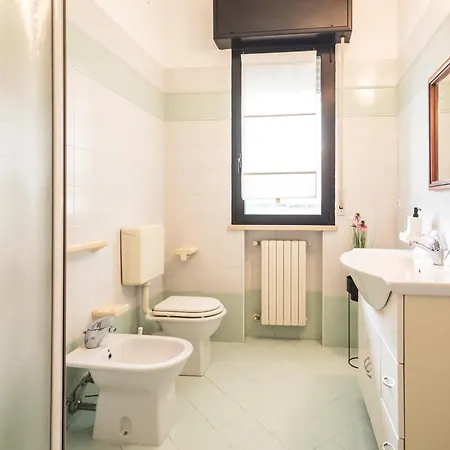 Vicino Al Mare - Comodo Per 5 - Wifi E Parcheggio Privato Apartment *