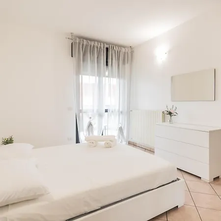 Vicino Al Mare Con Terrazzo - Wifi E Parcheggio Privato *