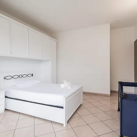 Vicino Al Mare - Comodo Per 5 - Wifi E Parcheggio Privato Daire *